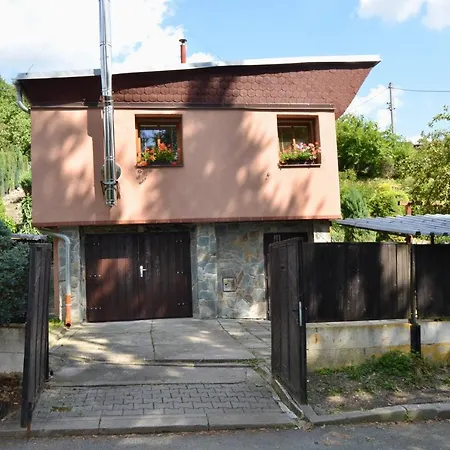 U Lesa شقة Byst (Pardubice)