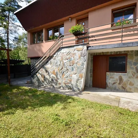 U Lesa * Byst (Pardubice)
